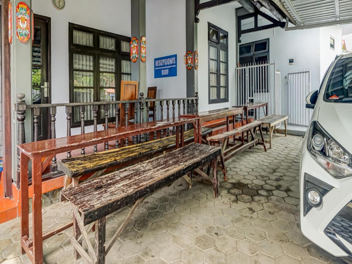 Spot On 90797 Sukun Syariah Homestay مالانغ المظهر الخارجي الصورة