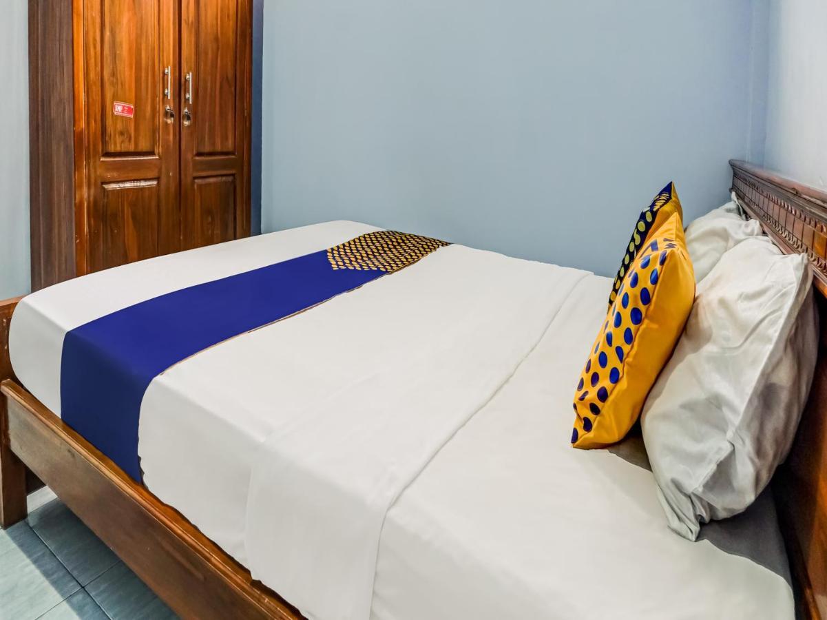 Spot On 90797 Sukun Syariah Homestay مالانغ المظهر الخارجي الصورة